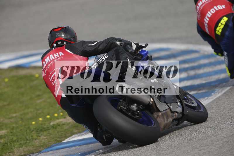 /Archiv-2024/01 26.-28.01.2024 Moto Center Thun Jerez/Gruppe blau-blue/66